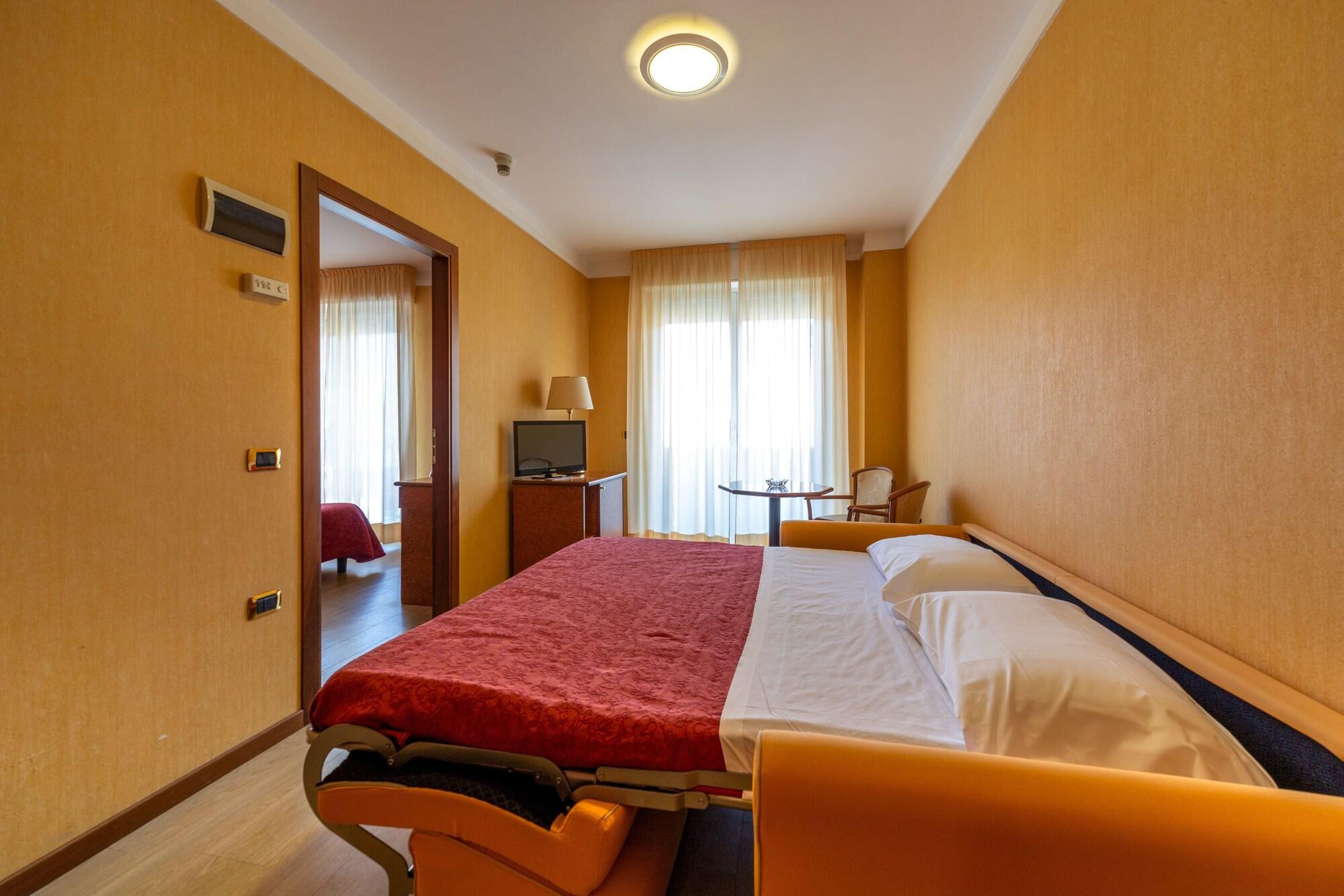Hotel Corallo Fano Esterno foto