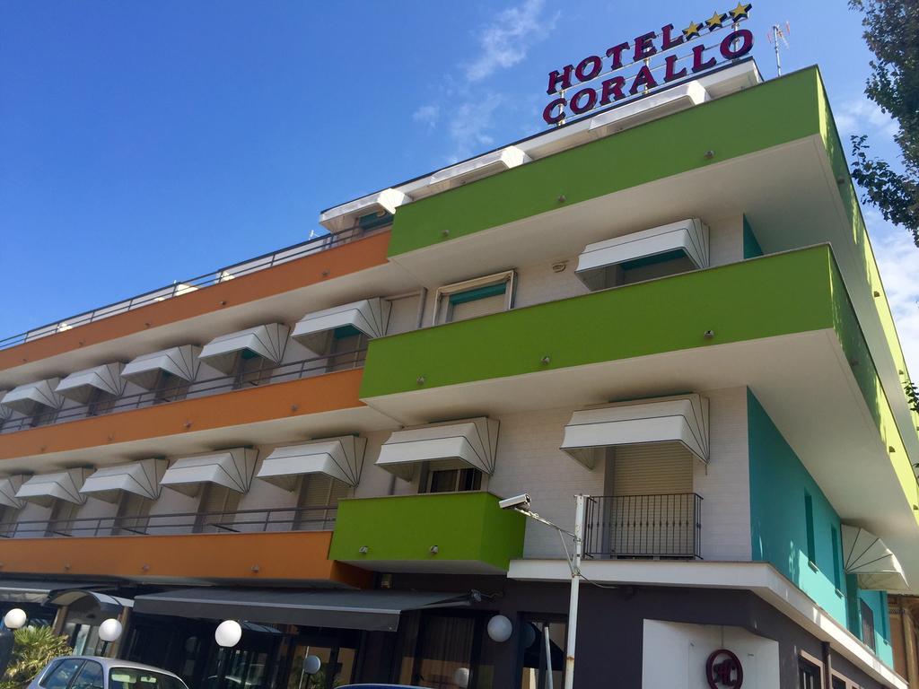 Hotel Corallo Fano Esterno foto
